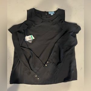 Shoulder cut out blouse with ruffles